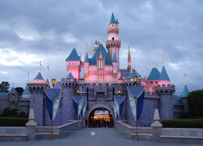 2017 Disneyland Ticket Prices for Single Park, Park Hoppers and Discounts