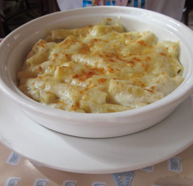 Chefs de France Macaroni and Cheese Epcot