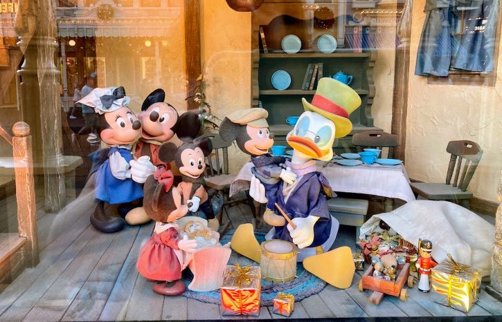 Magic Kingdom Main Street Window