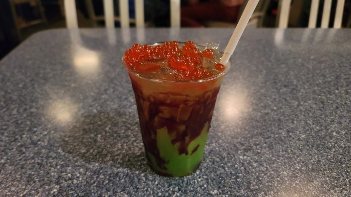 Smokejumpers Grill Oogie Boogie Apple Lemonade