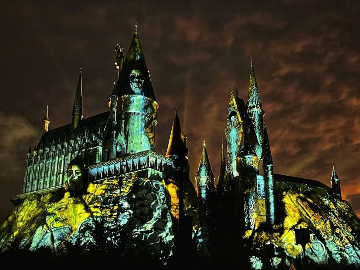Hogwarts Night Show