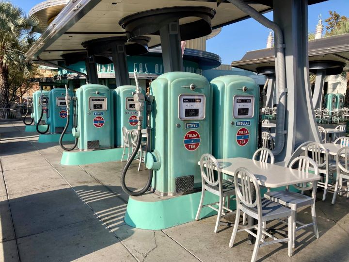 Flos' V-8 Seating California Adventure