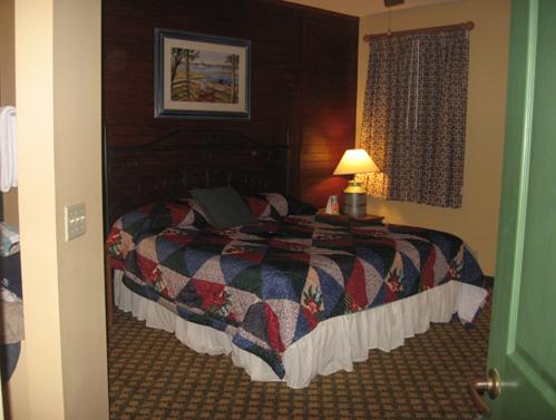 6. Master bedroom