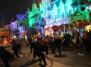 My favorite group: The Grave Diggers in the parade - Copyright Liliane Opsomer