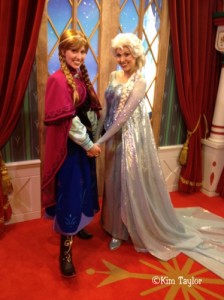 Frozen - Anna and Elsa