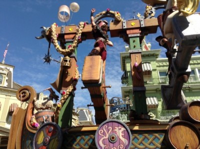 Festival of Fantasy Parade Rapunzel Tangled Float (4)