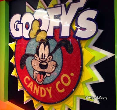 Goofy's Sign