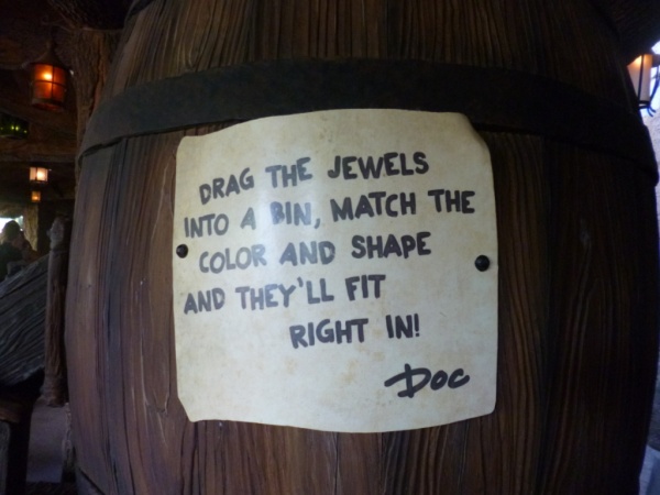 Seven Dwarfs Mine Train queue (25)