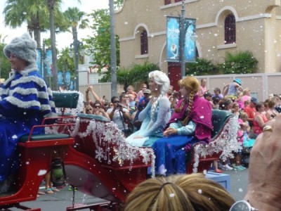 Frozen Summer Fun Live Hollywood Studios Royal Welcome (25)