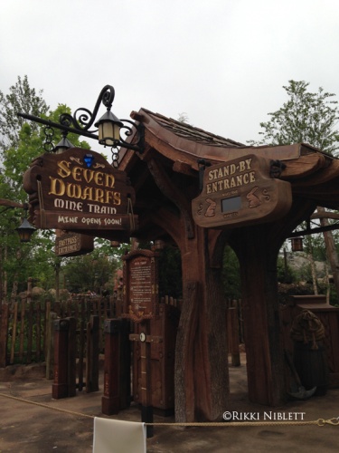 Seven Dwarfs Mine Train