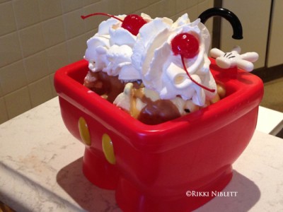 Mickey Pants Sundae