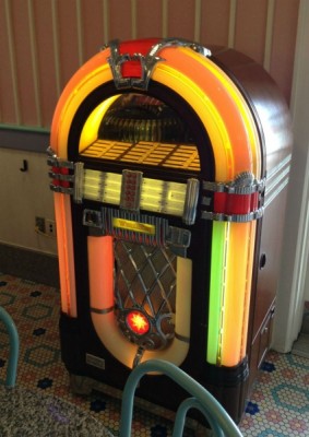 Beaches & Cream Jukebox