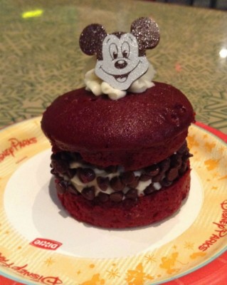 Sunshine Seasons Whoopie Pie