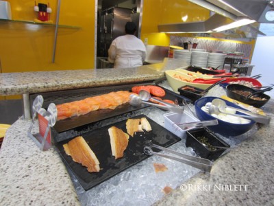 Chef Mickey's Buffet 7