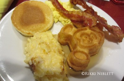 Chef Mickey's Plate 1