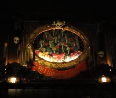 Haunted Mansion Holiday (15)