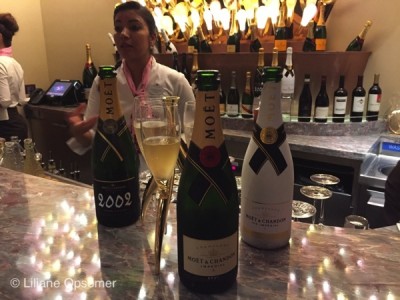 Trio Champagne at Pink Disney Dream