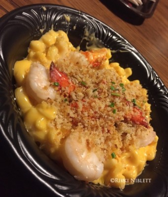 Columbia Harbor House lobster mac and cheese