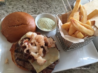 Grand Floridian Cafe Burger