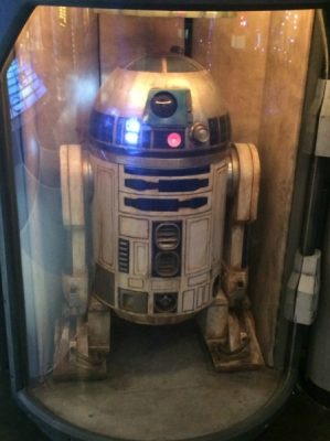 R2D2