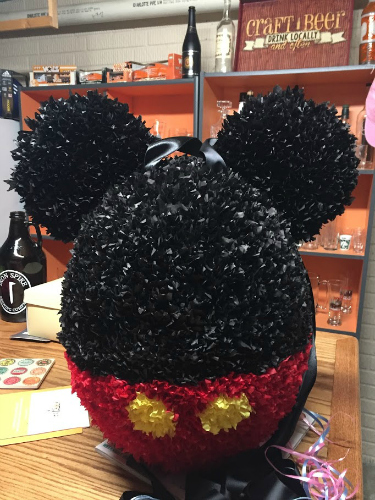 Mickey piñata 