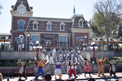 Disneyland Band