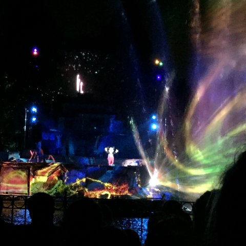 New Fantasmic at Disneyland