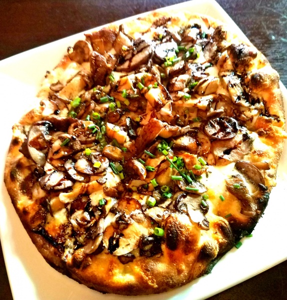 mushroom flatbread