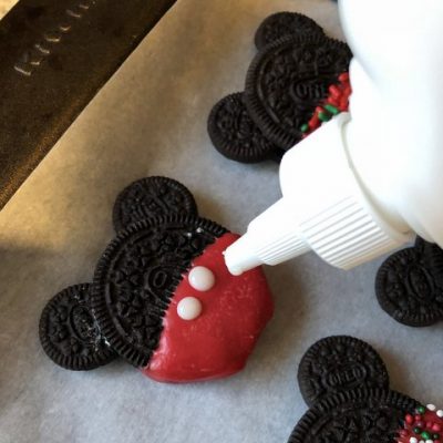 Christmas Mickey dipped Oreos