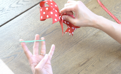 DIY Mickey Wire Ears Double Bow Securing