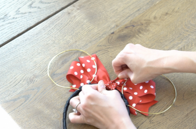 DIY Mickey Wire Ears Bow Knotting