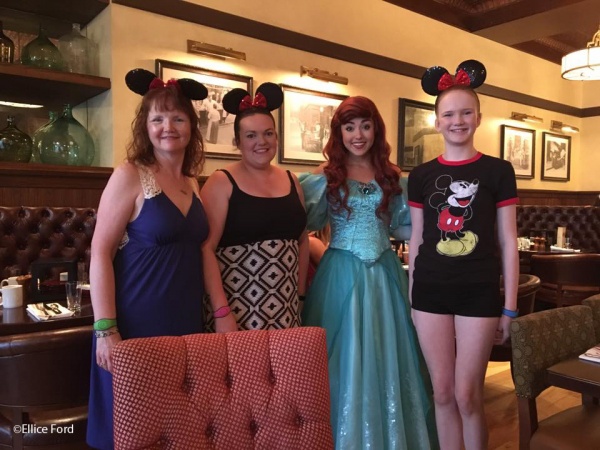 Booking Last Minute Dining at Walt Disney World