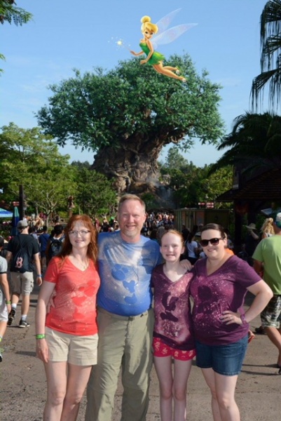 DIY Disney Silhouette Shirts DIY Disney Silhouette Shirts