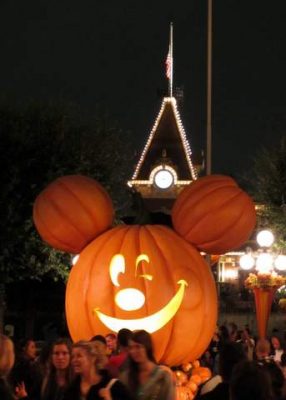 Halloween Time returns to Disneyland