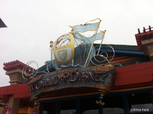 Shopping at Disney Springs Shopping at Disney Springs
