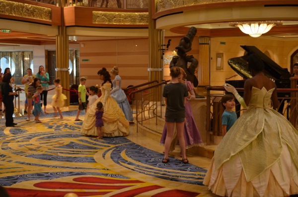 The Magic of Meeting Characters on the Disney Dream