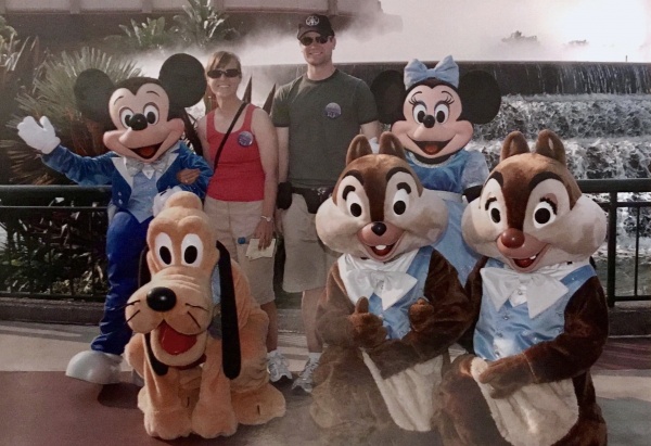 Characters in front of the Fountain of Nations