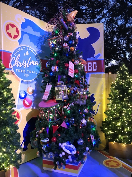 Christmas tree themed to Dumbo