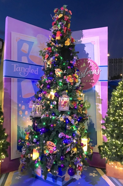 Christmas tree themed to Tangled