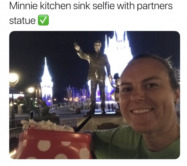 Celebratory Minnie Kitchen sink
