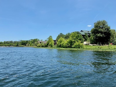 Bay Lake arriving to Copper Creek