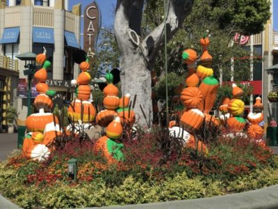 candy and pumpkin Halloween decorations | Disneyland in the fall