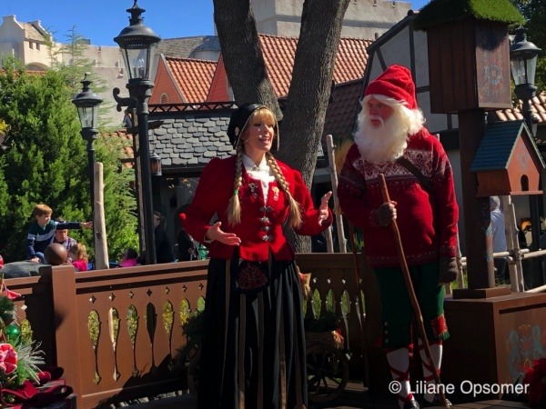 The attraction is always a welcome ride to rest your tired feet, but this year you can sit back, relax, and enjoy a lovely Christmas overlay. I hope that this the beginning of a new annual tradition.