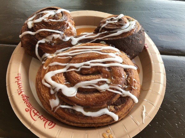 Disney cinnamon rolls