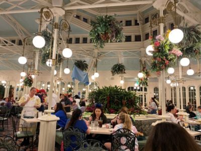 Magic Kingdom's Crystal Palace - A Restaurant Review