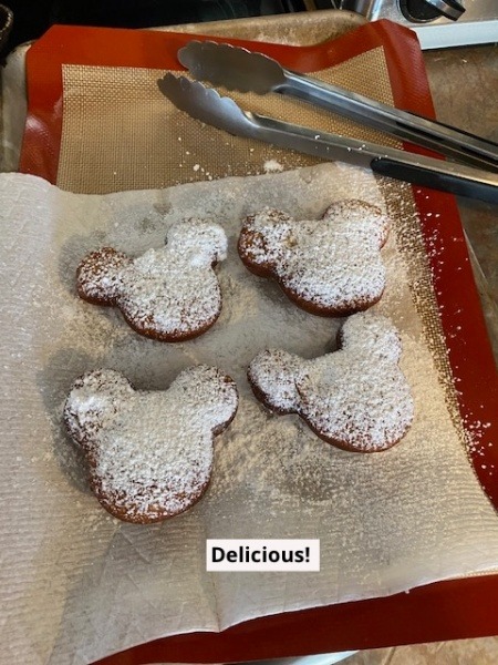 Making Mickey Beignets