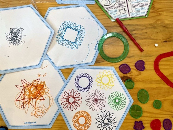 Frozen Spirographs