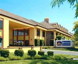 Best Western Raffles Inn & Suites