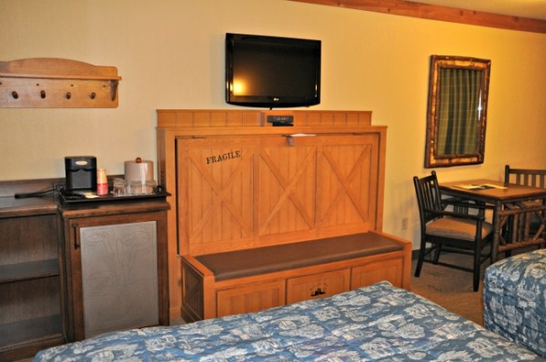 Port Orleans Riverside Pull down bed