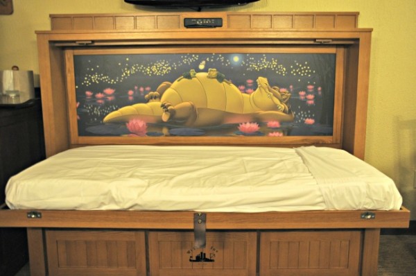 Featured image of post Child Size Pull Down Bed Disney / This charming resorts celebrates southern hospitality with moderate prices.